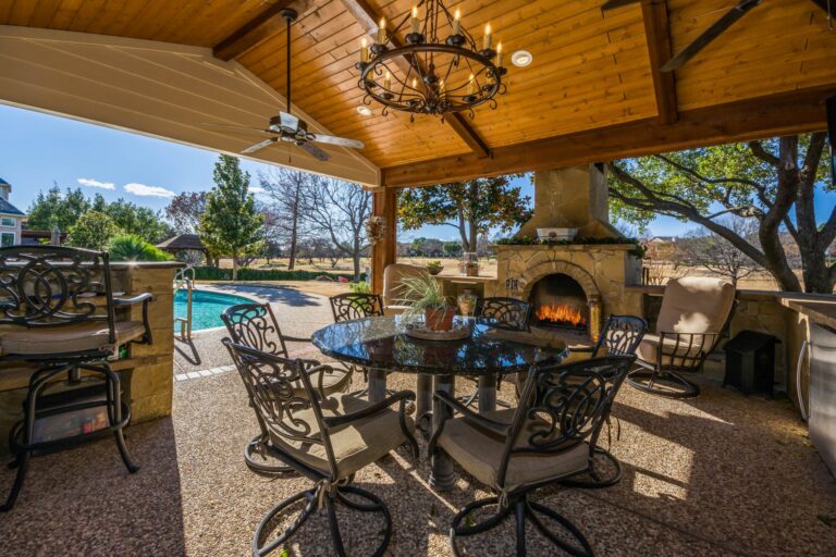 Outdoor living slide 6