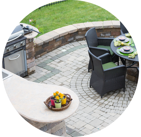 Outdoor kitchen area