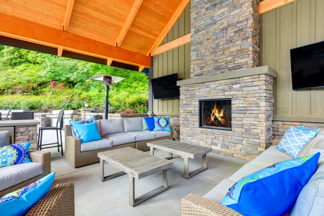 Outdoor fireplace slide 8