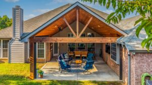 How To Customize Your Outdoor Living Space