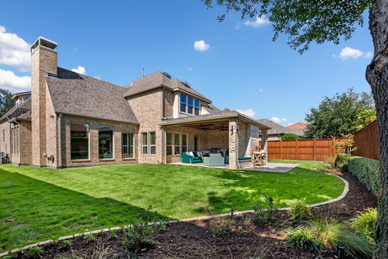 Screened Patios and Patio Enclosures in Dallas-Fort Worth project photo 6