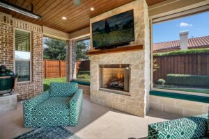 The Backyard Oasis Masterclass: Integrating Water and Fire Features