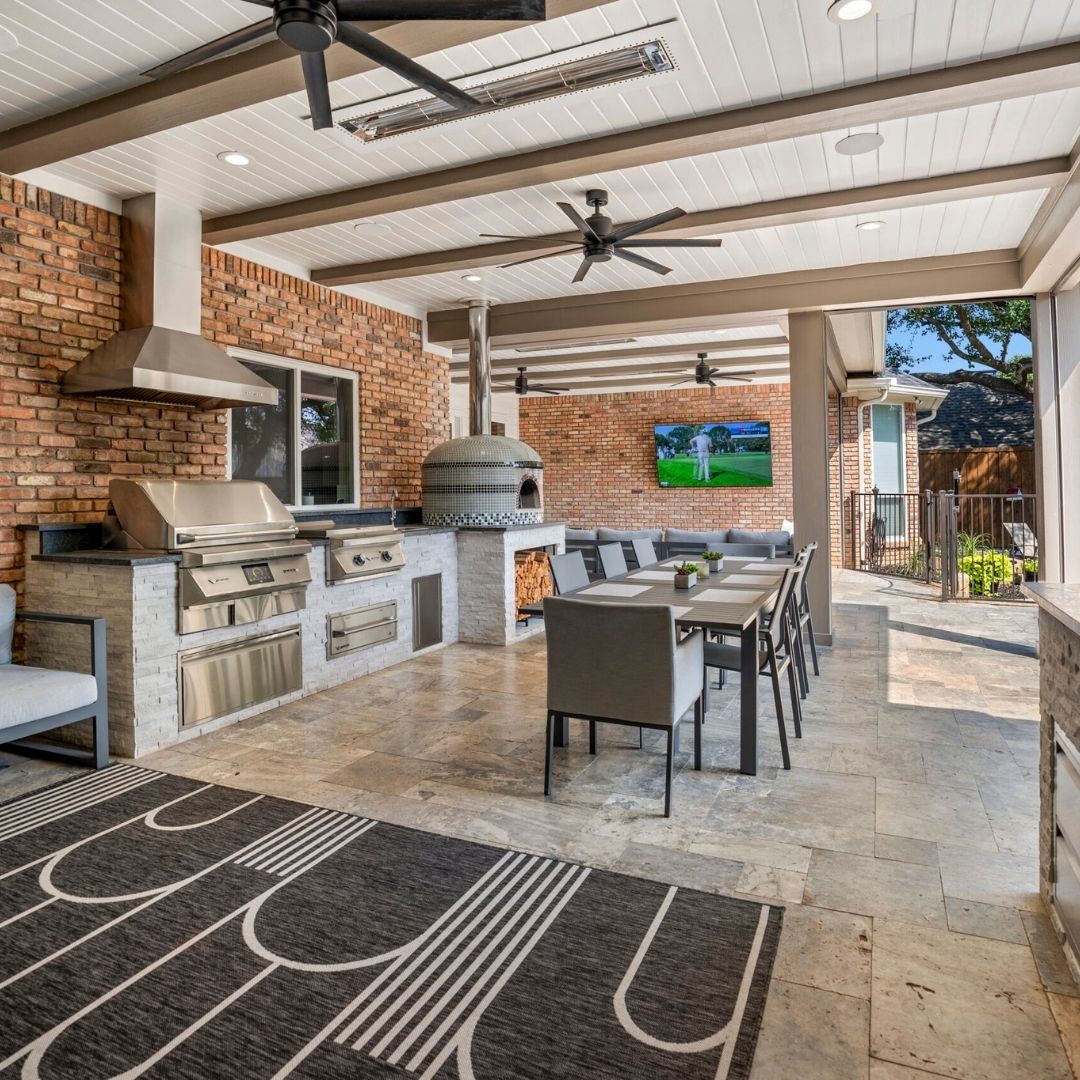 outdoor kitchen