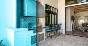 Outdoor kitchen area