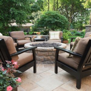 img of  a patio with a fire