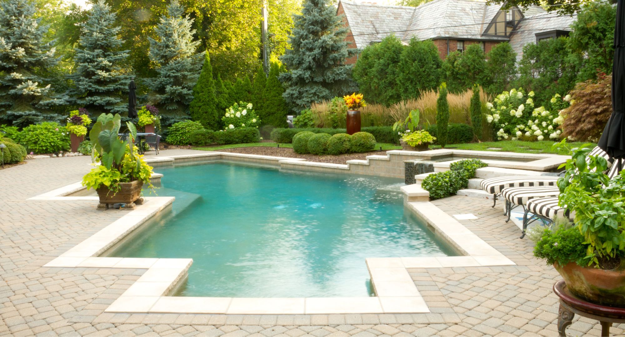 Upgrade Your Outdoor Oasis - Blog - Feature