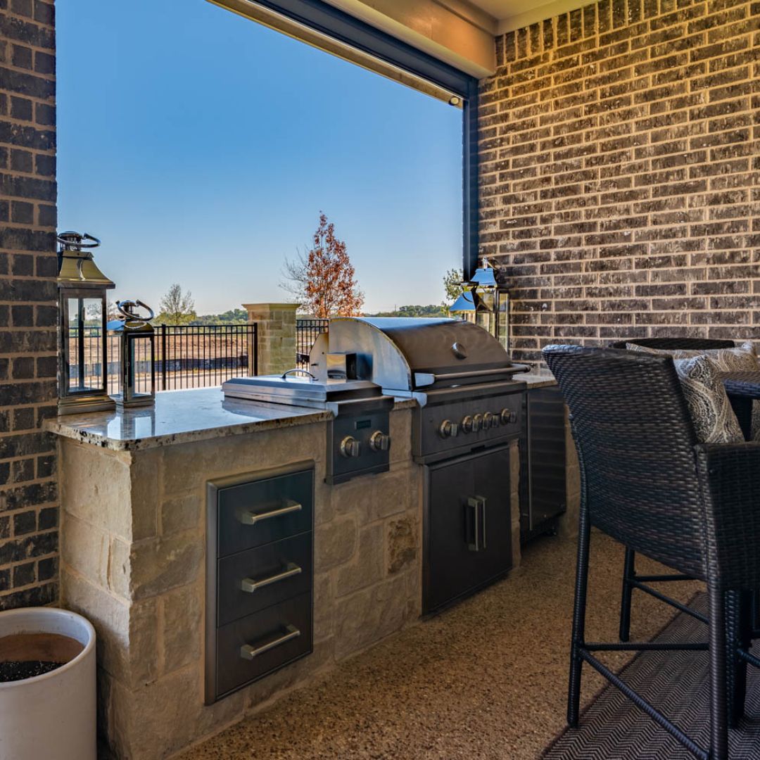outdoor kitchen