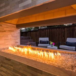 Outdoor fireplace