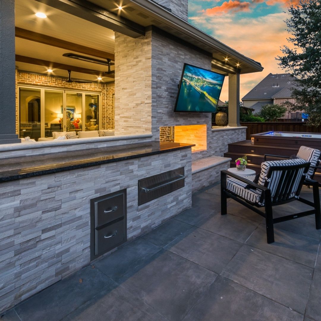 built-in outdoor kitchen