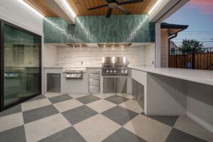 outdoor kitchen under covered patio